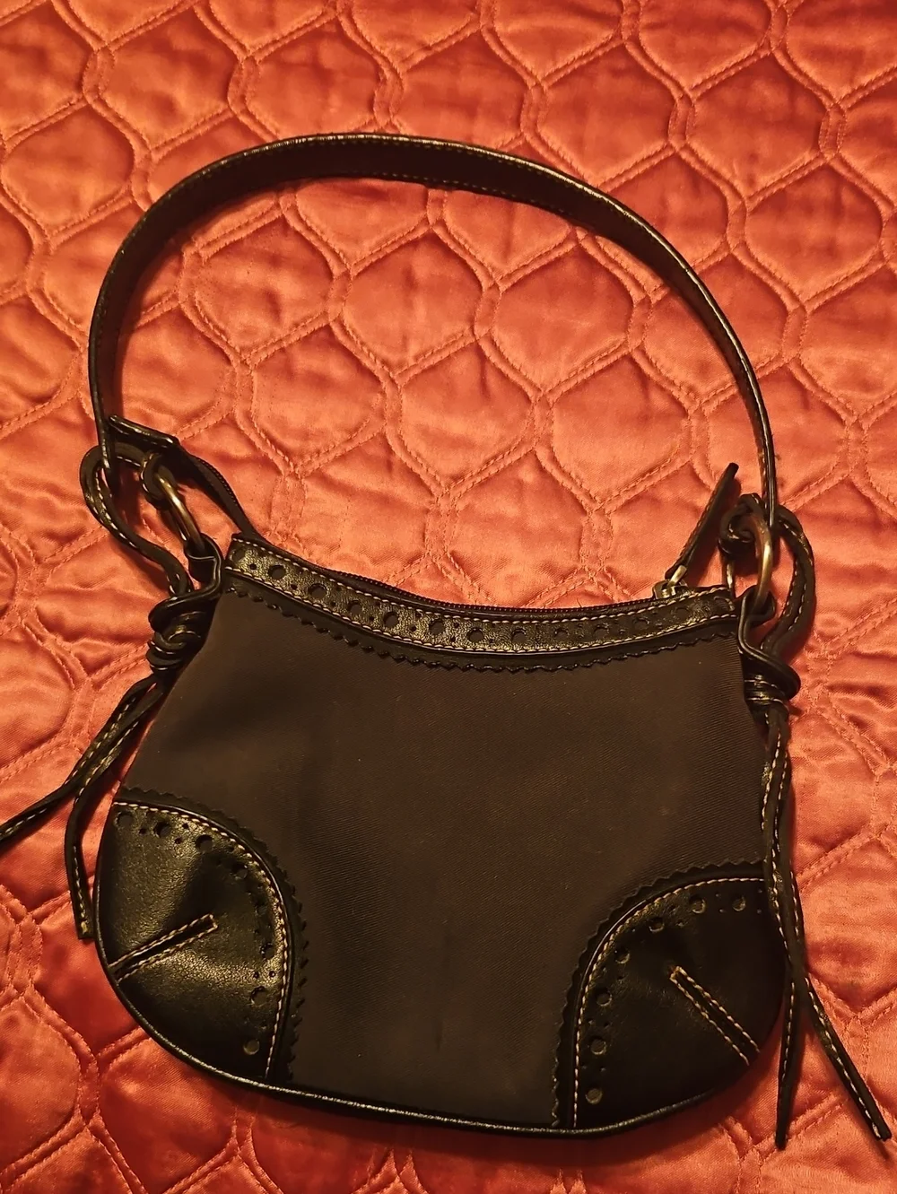 Y2K Kenneth Cole reaction mini purse - Picture 3 of 3